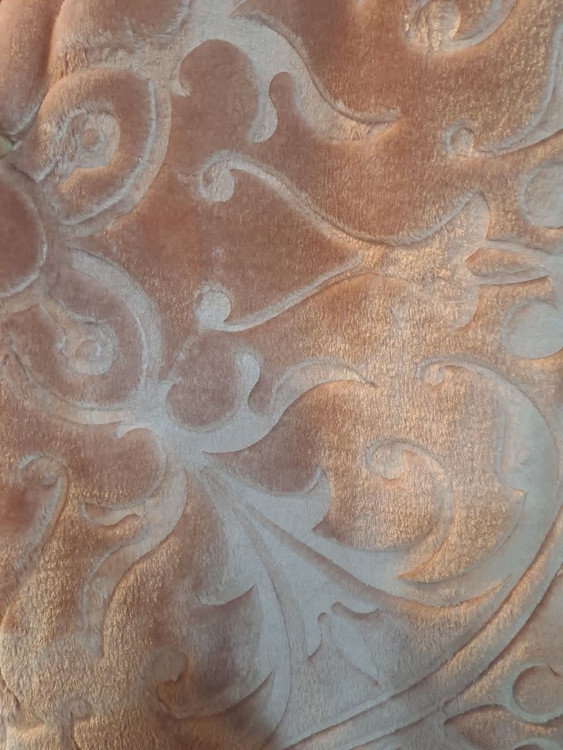 پتو گلبافت طرح گل برجسته تک رنگ- رنگ گلبهی