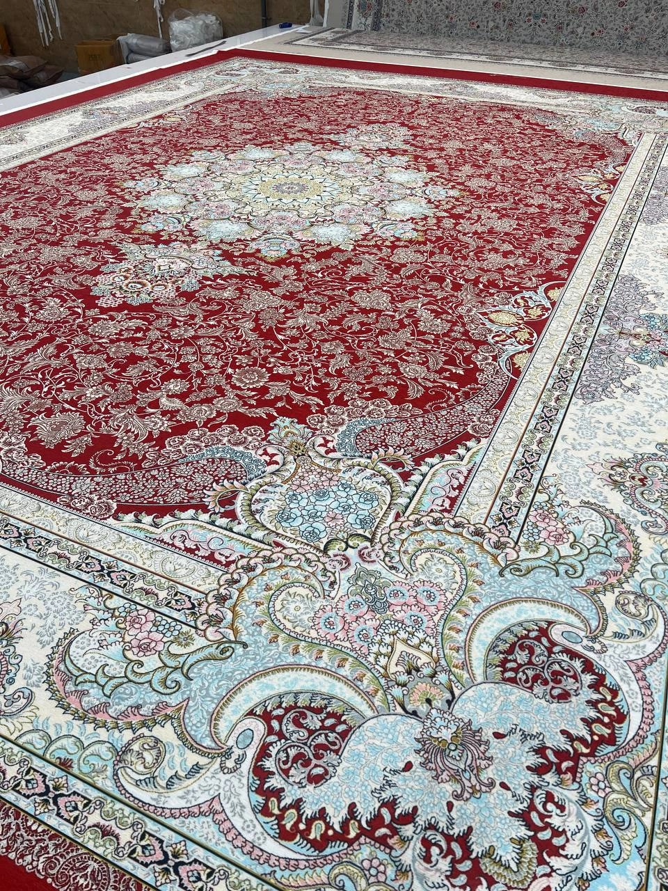 فرشینه مخمل شانل ترک طرح ترنج کد ۷۰۵