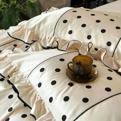 روتختی چین دار فولدر یک رو چاپی پینترستی شیک و کیوت (جنس نخ میکروتنسل) مدل پرنسسی طرح خال خالی مشکی